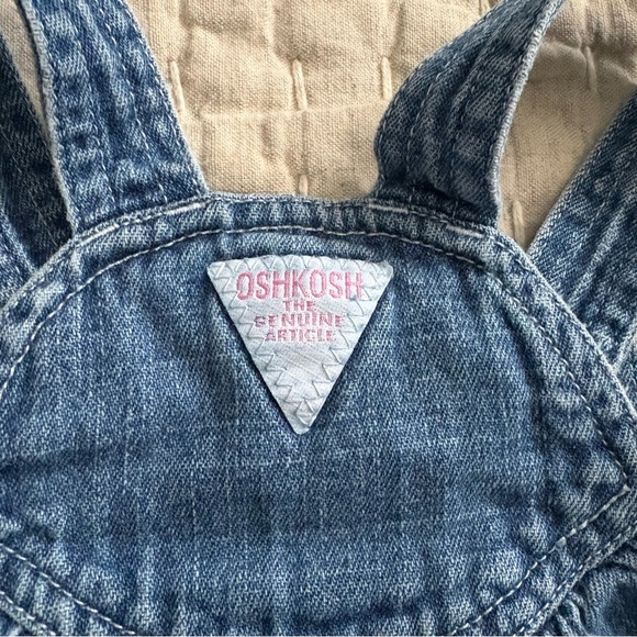 Vintage 90’s Oshkosh B’Gosh Girls Denim Floral Overalls 6-9 Months - Picture 5 of 7